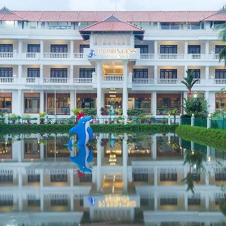 Rustic Leisures Llp Hotel Kochi Luaran gambar