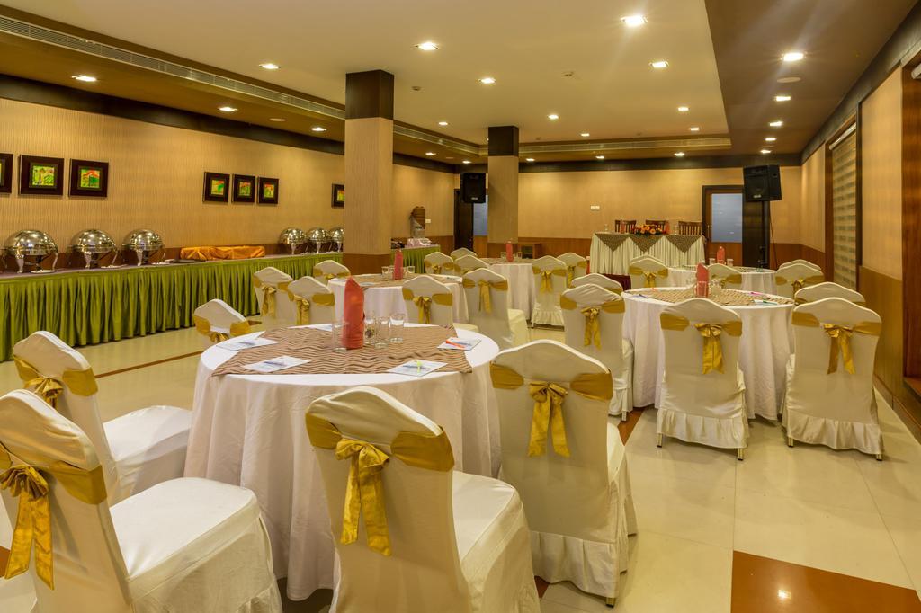 Rustic Leisures Llp Hotel Kochi Luaran gambar