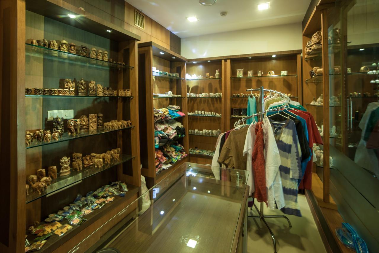 Rustic Leisures Llp Hotel Kochi Luaran gambar